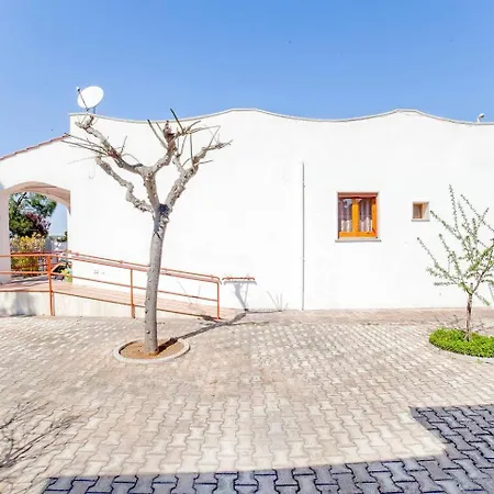 Villa Tati 1 A 550 Mt Dal Mare Di *